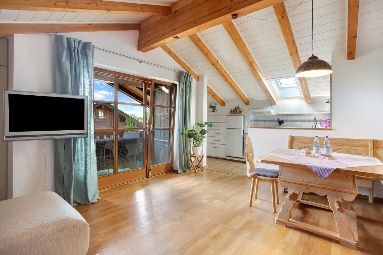 Josys Ferienwohnung Gstadt am Chiemsee Exterior foto